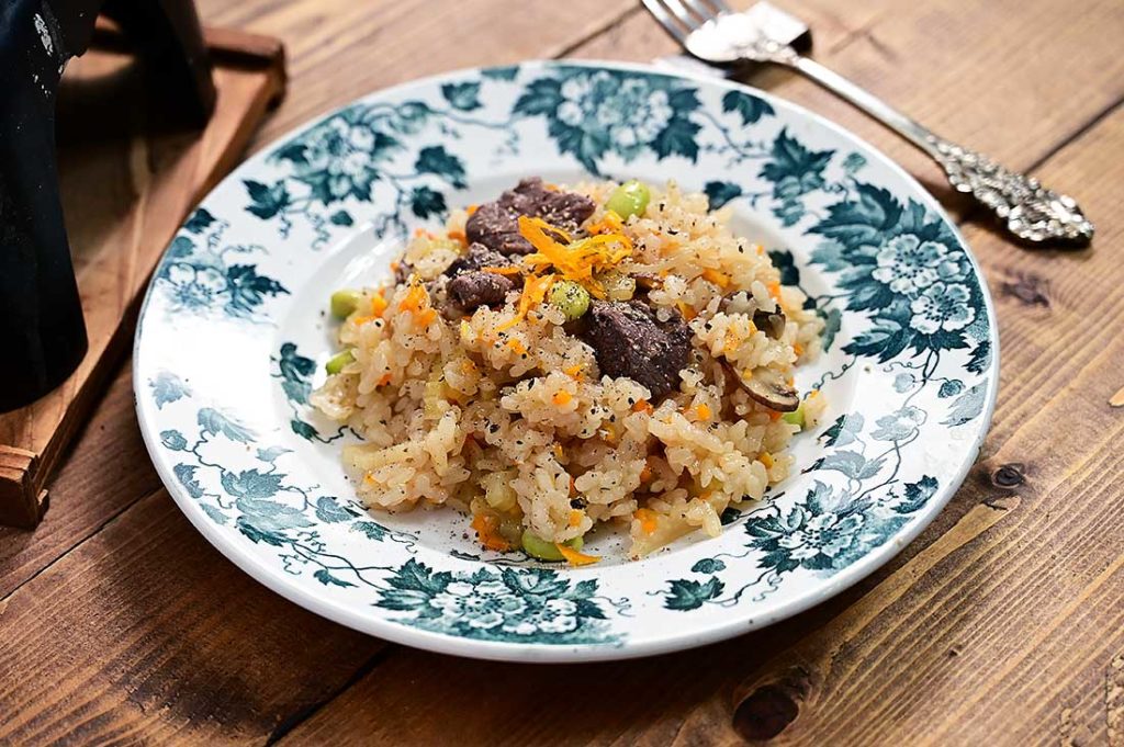 エゾ鹿のビール釜飯